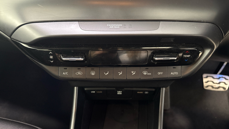 Hyundai BAYON 1.0 TGDi 48V MHEV Premium 5dr DCT Petrol Hatchback